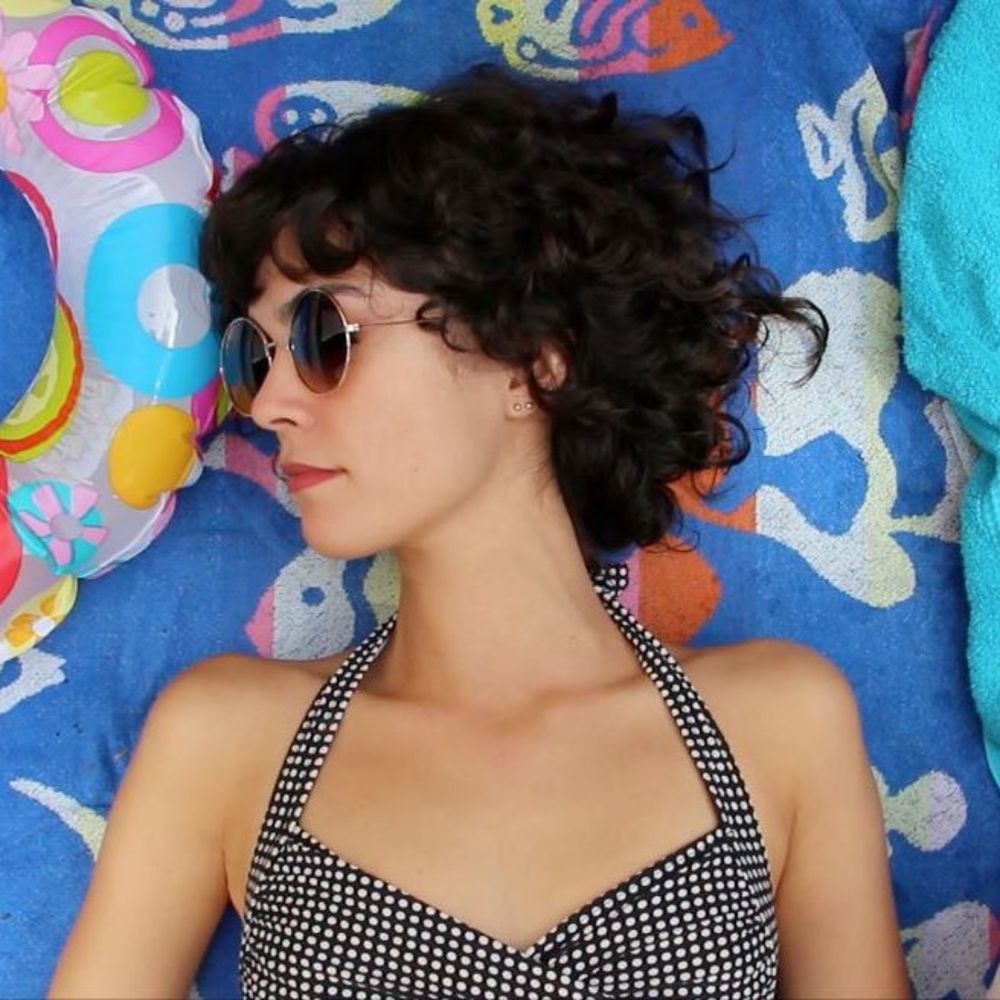 Meet your Posher, Andrea